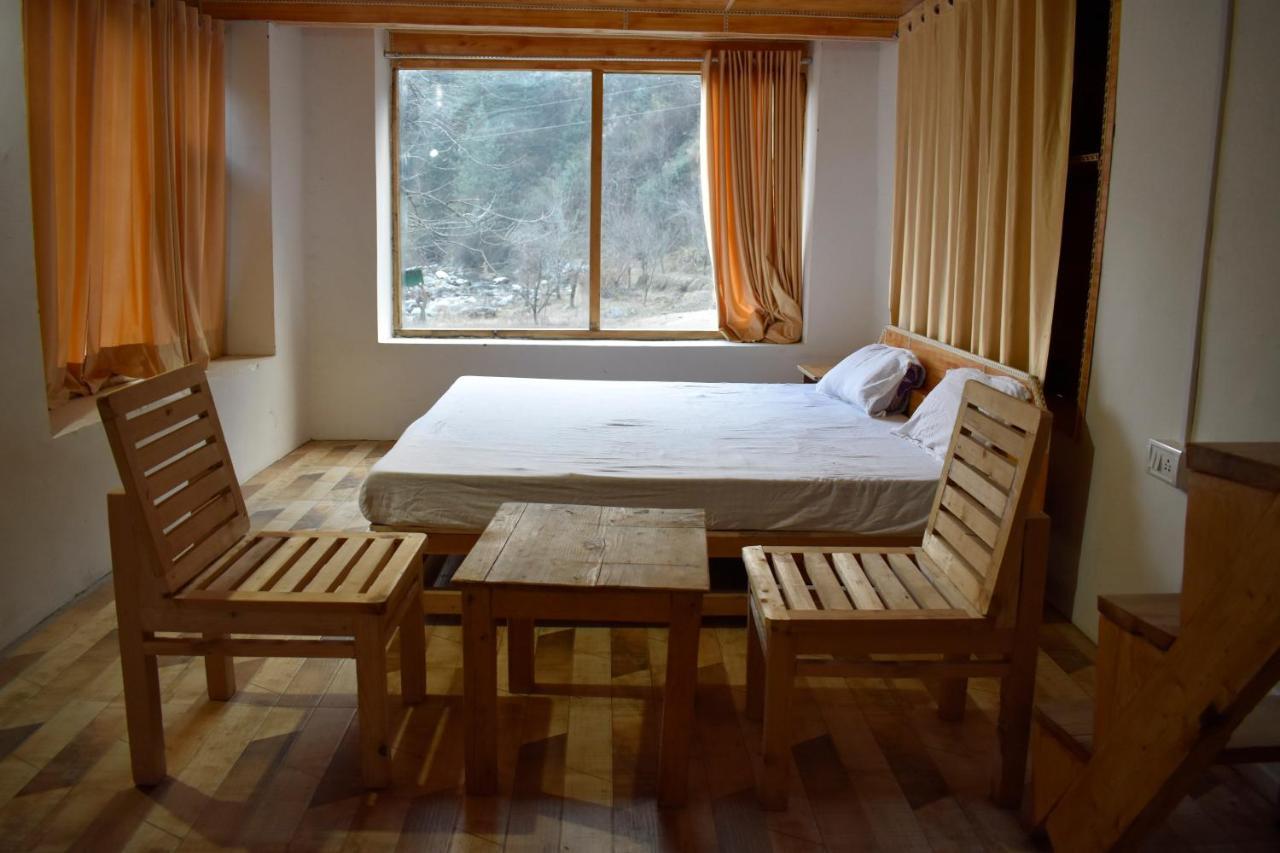 Moksha - By The River Villa Jibhi Buitenkant foto