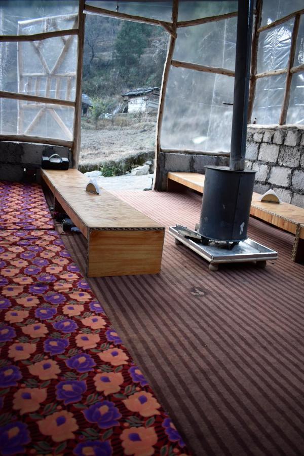 Moksha - By The River Villa Jibhi Buitenkant foto
